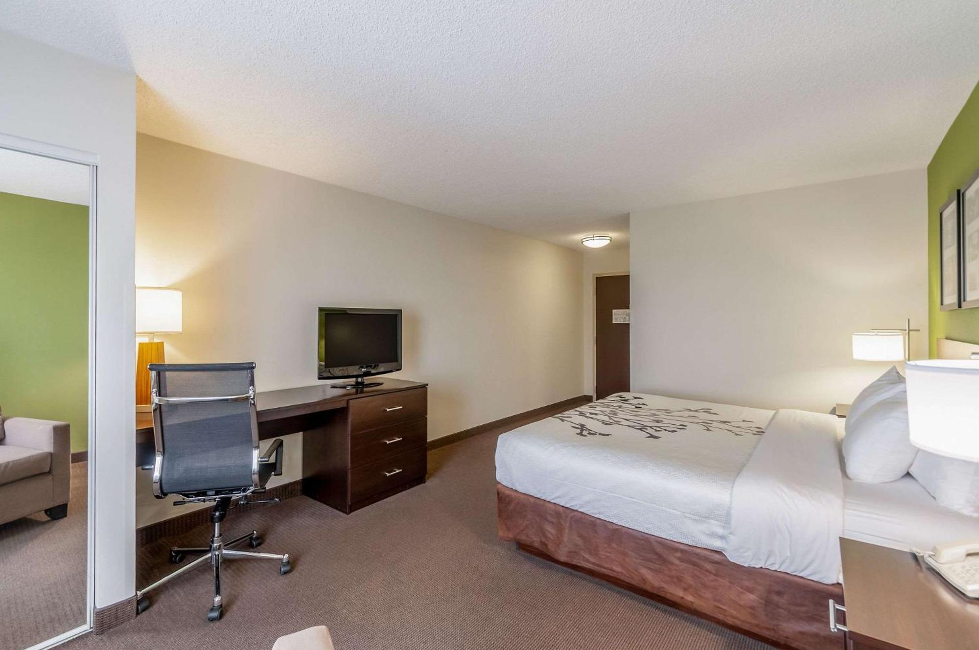 Sleep Inn & Suites Harrisonburg Near University Exteriör bild