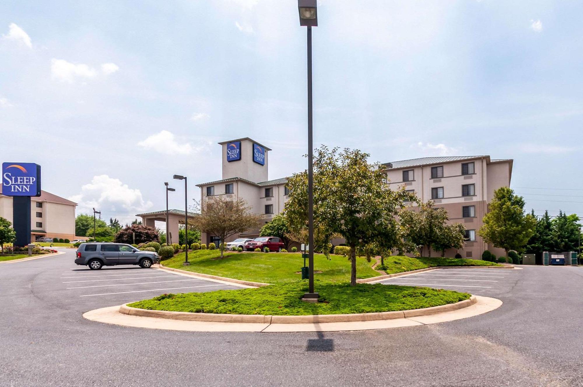 Sleep Inn & Suites Harrisonburg Near University Exteriör bild