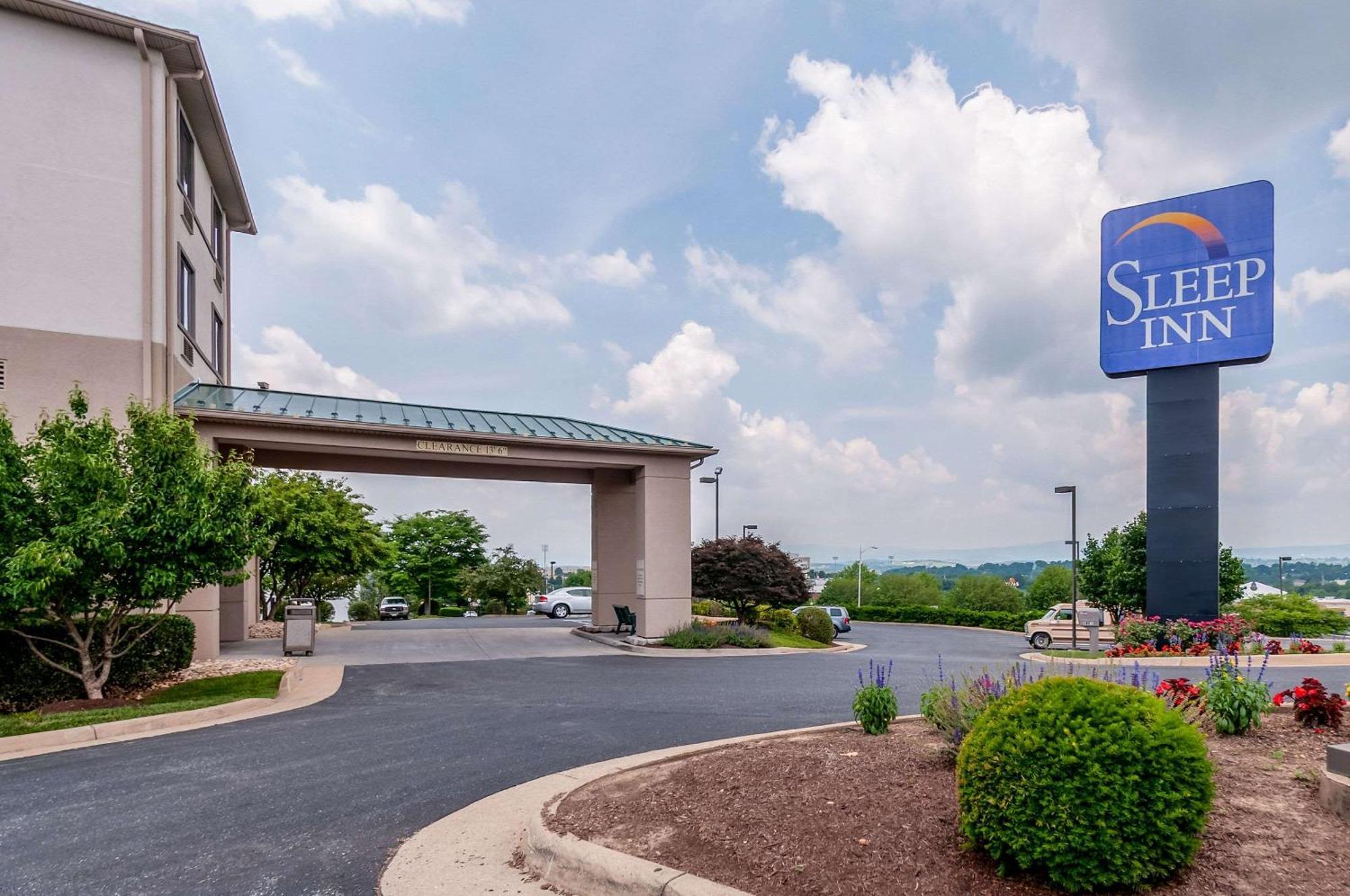 Sleep Inn & Suites Harrisonburg Near University Exteriör bild