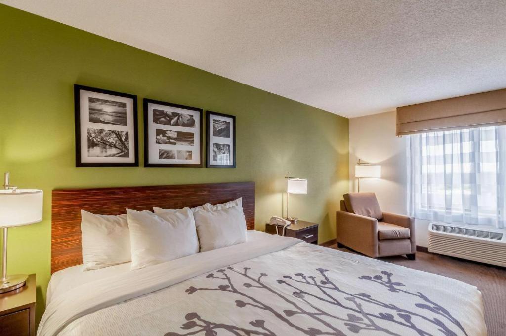 Sleep Inn & Suites Harrisonburg Near University Exteriör bild