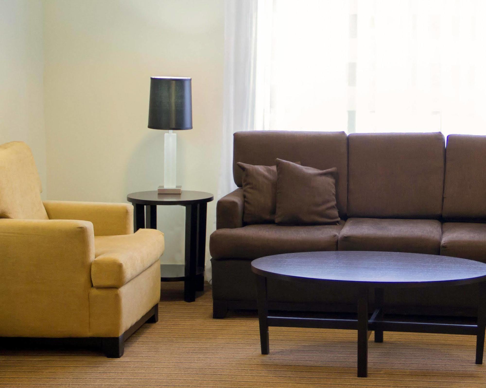 Sleep Inn & Suites Harrisonburg Near University Exteriör bild