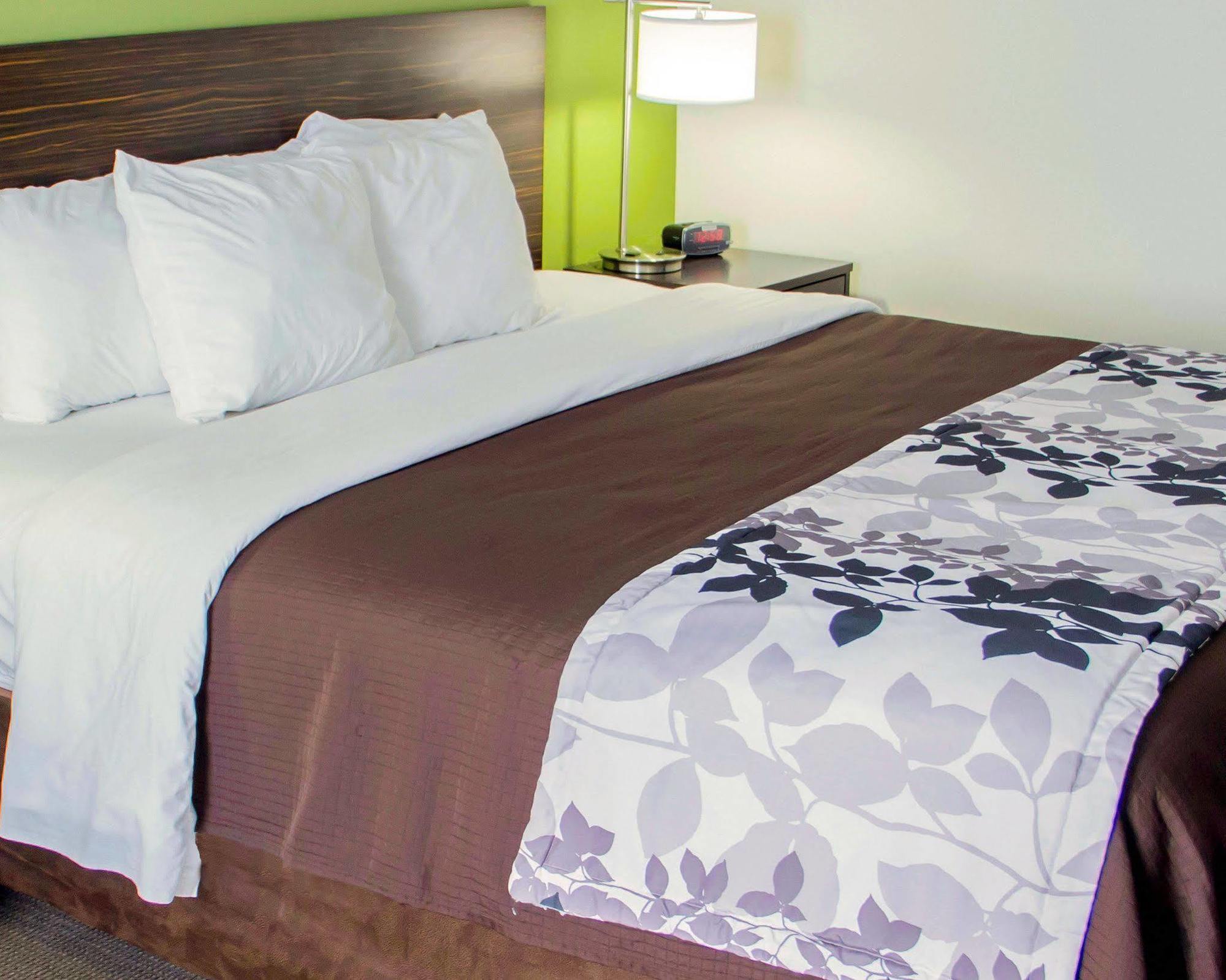 Sleep Inn & Suites Harrisonburg Near University Exteriör bild