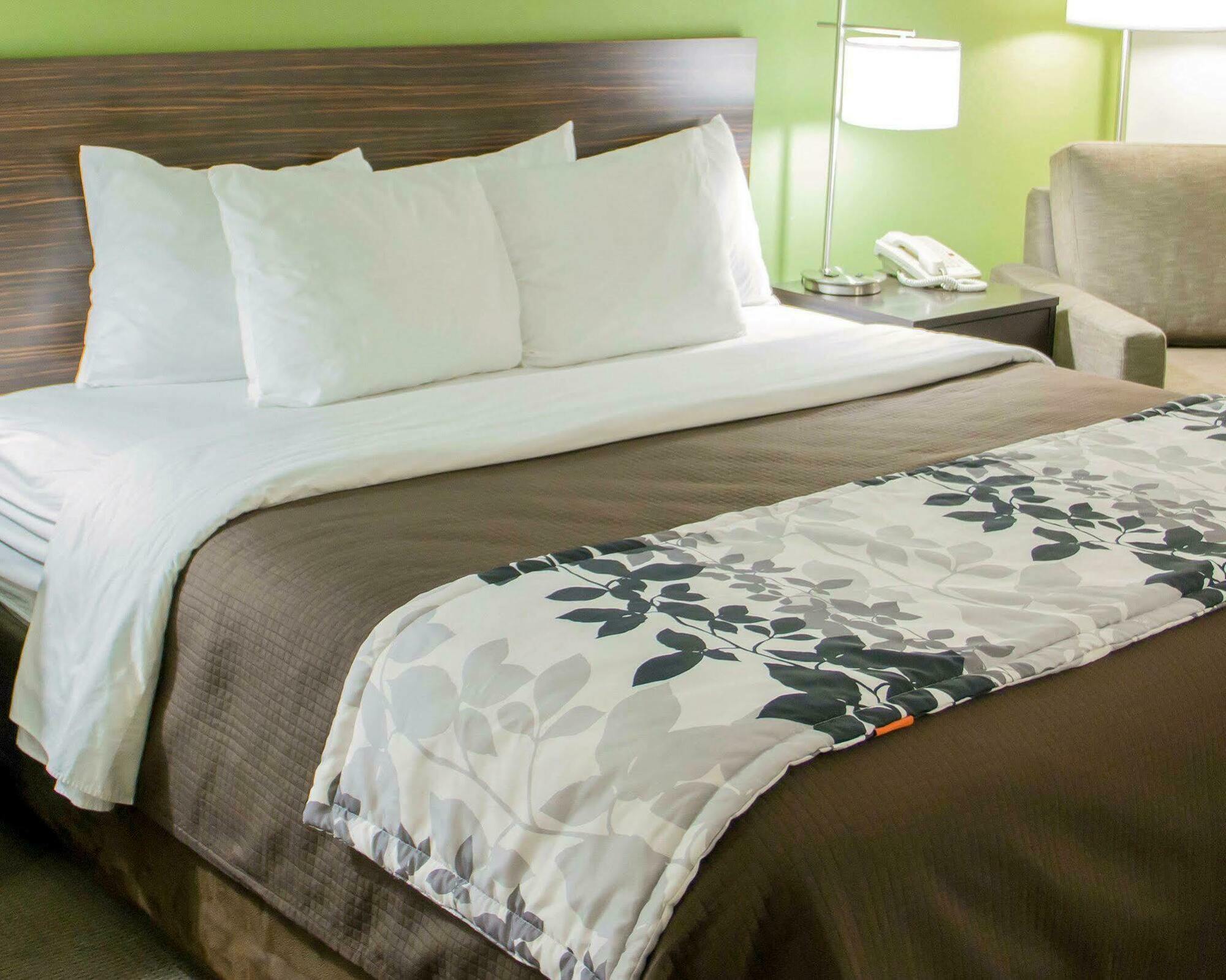 Sleep Inn & Suites Harrisonburg Near University Exteriör bild